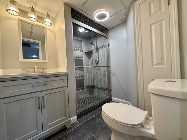 $4,600 | 3 Alaska Avenue, Unit 1, Bedford, MA 01730