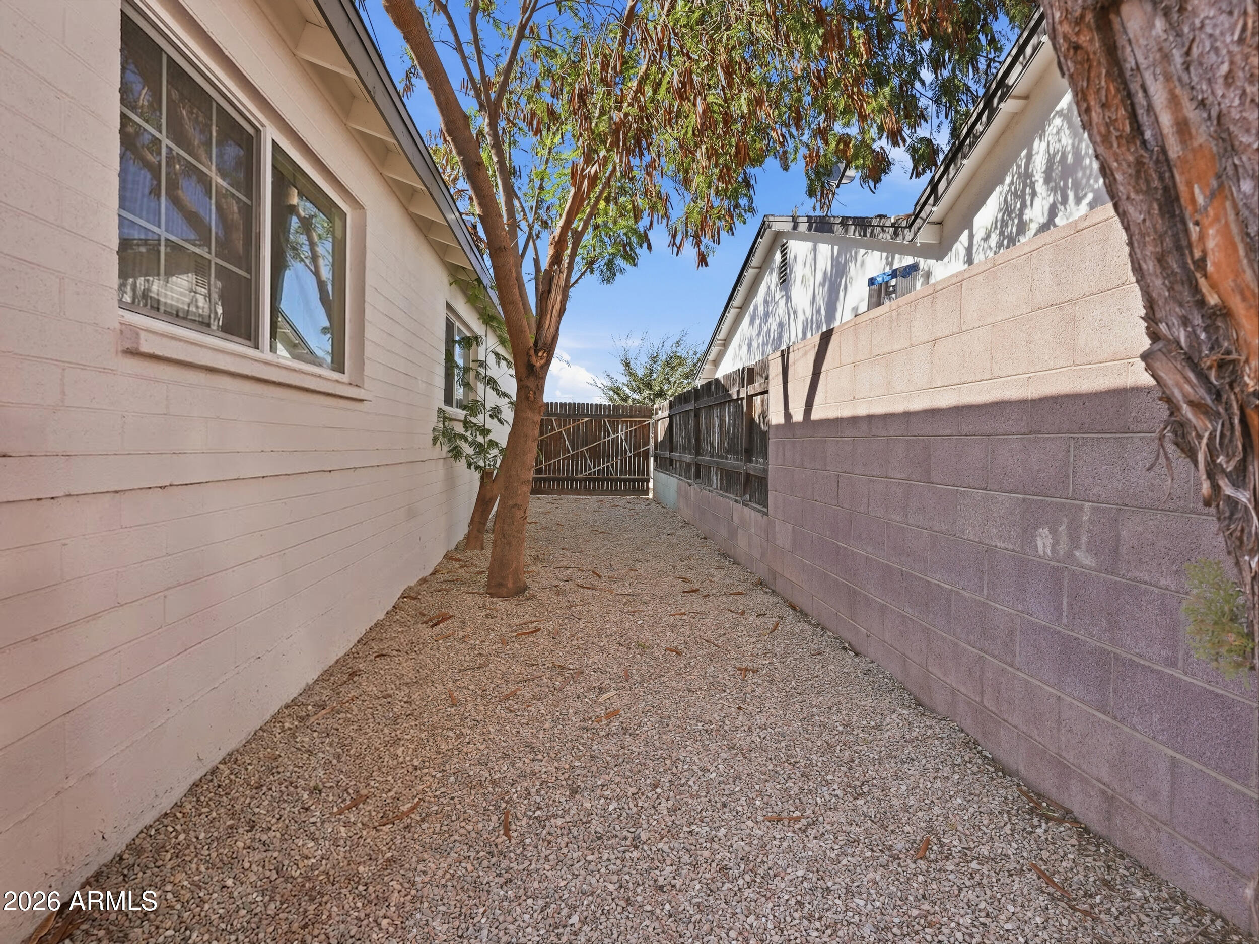 3327 West Charter Oak Road Phoenix, AZ 85029 - Photo 20 of 22