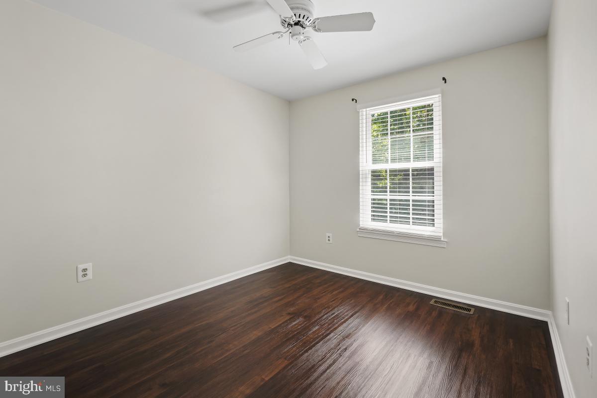 15025 Travert Way Silver Spring, MD 20906 - Photo 17 of 30