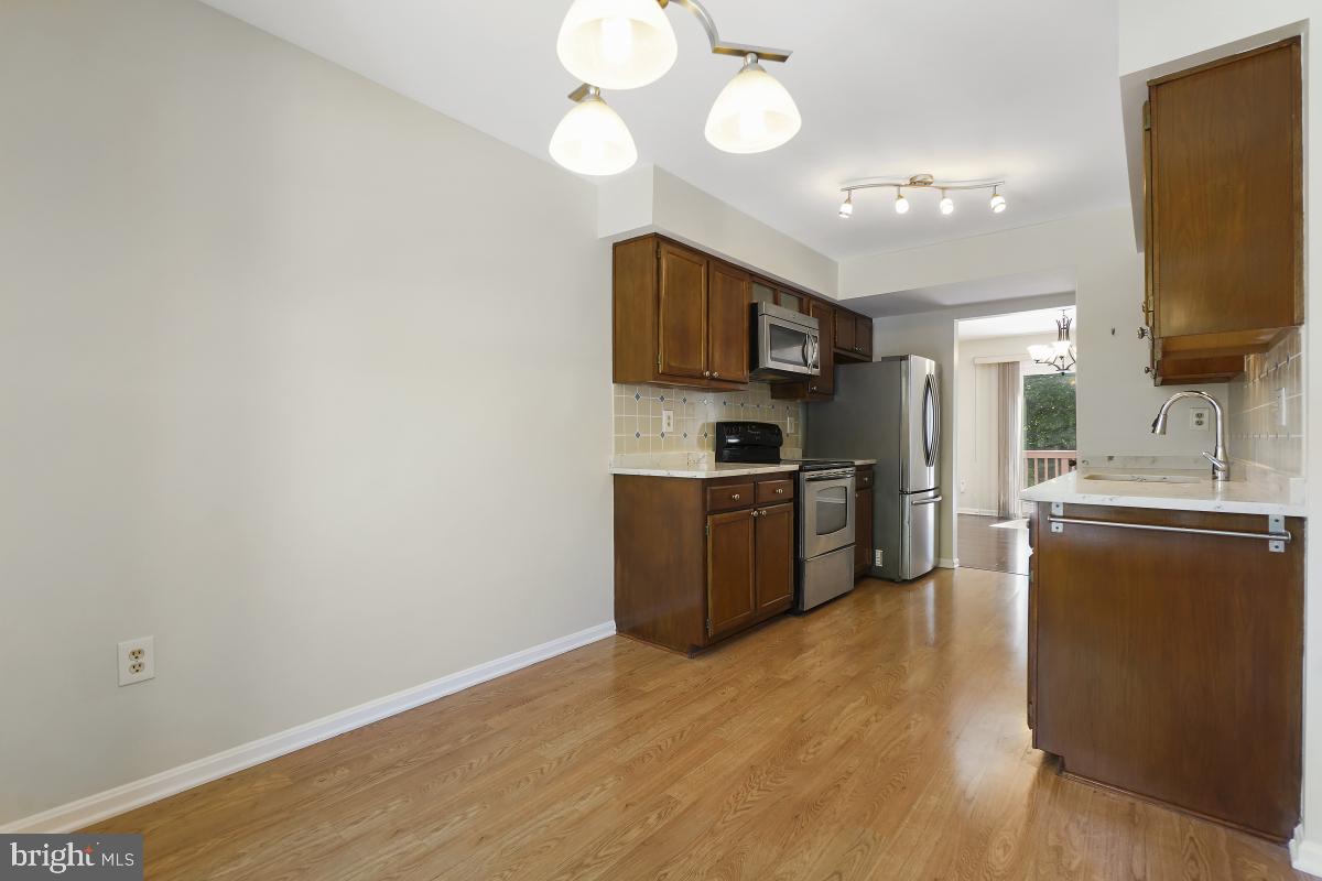 15025 Travert Way Silver Spring, MD 20906 - Photo 6 of 30