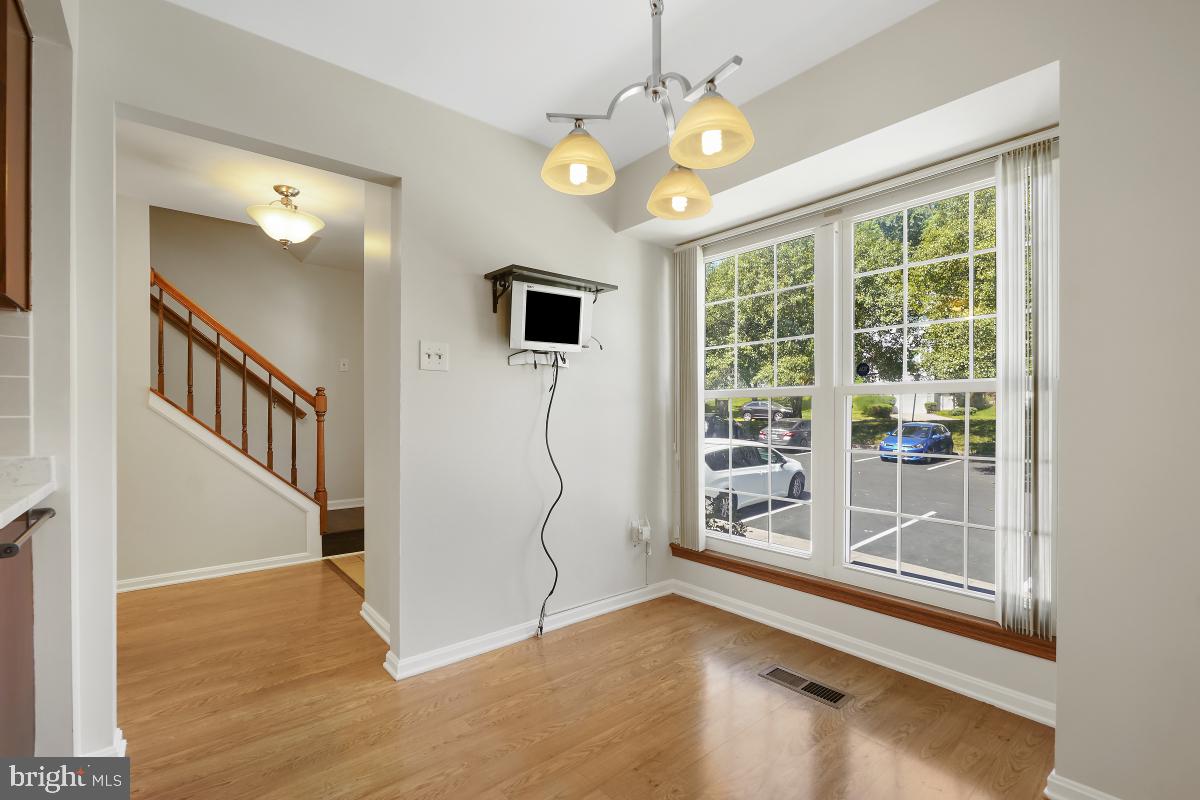 15025 Travert Way Silver Spring, MD 20906 - Photo 7 of 30