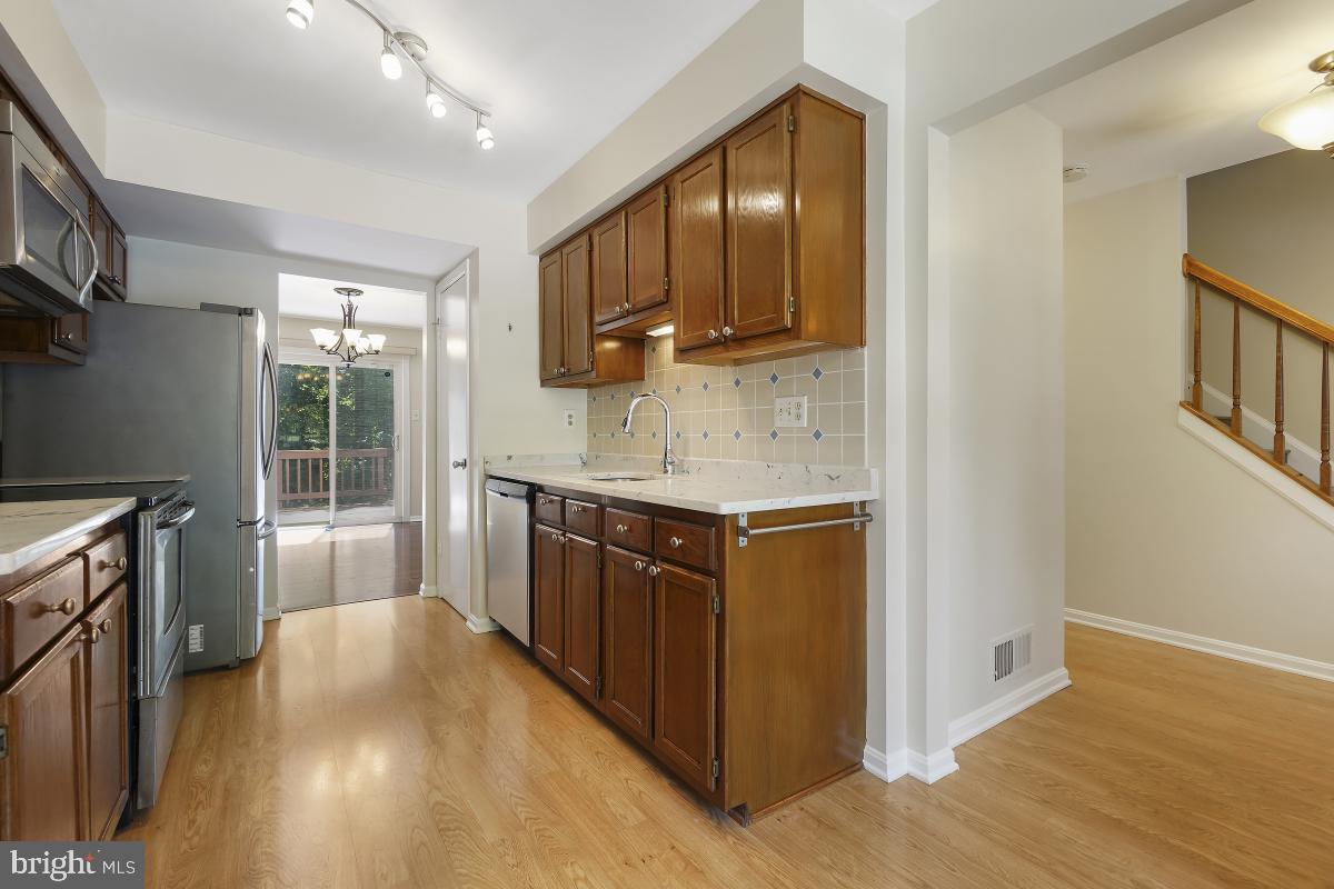 15025 Travert Way Silver Spring, MD 20906 - Photo 9 of 30