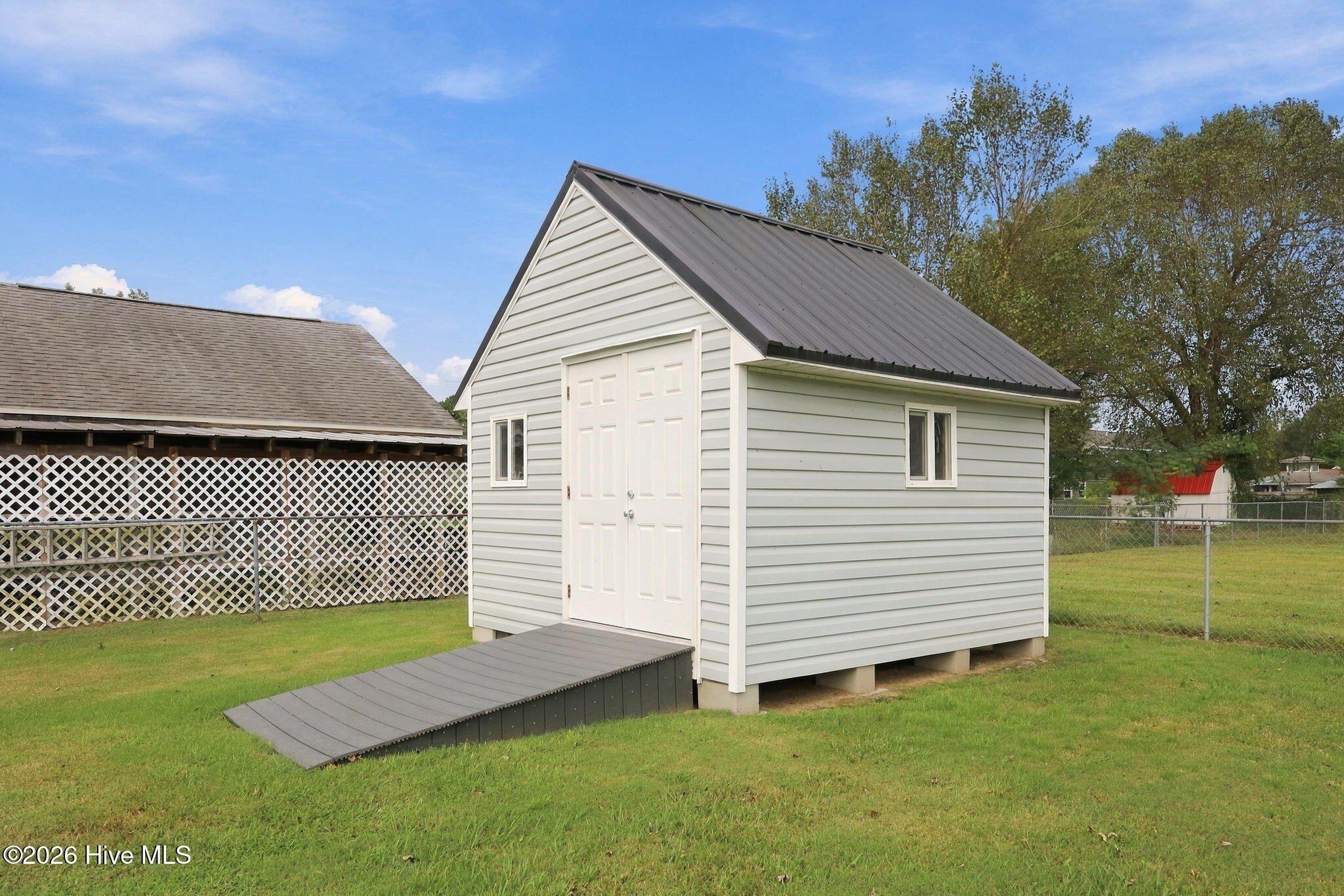 107 Fodder Drive Hubert, NC 28539 - Photo 41 of 61 41_Workshop_Shed