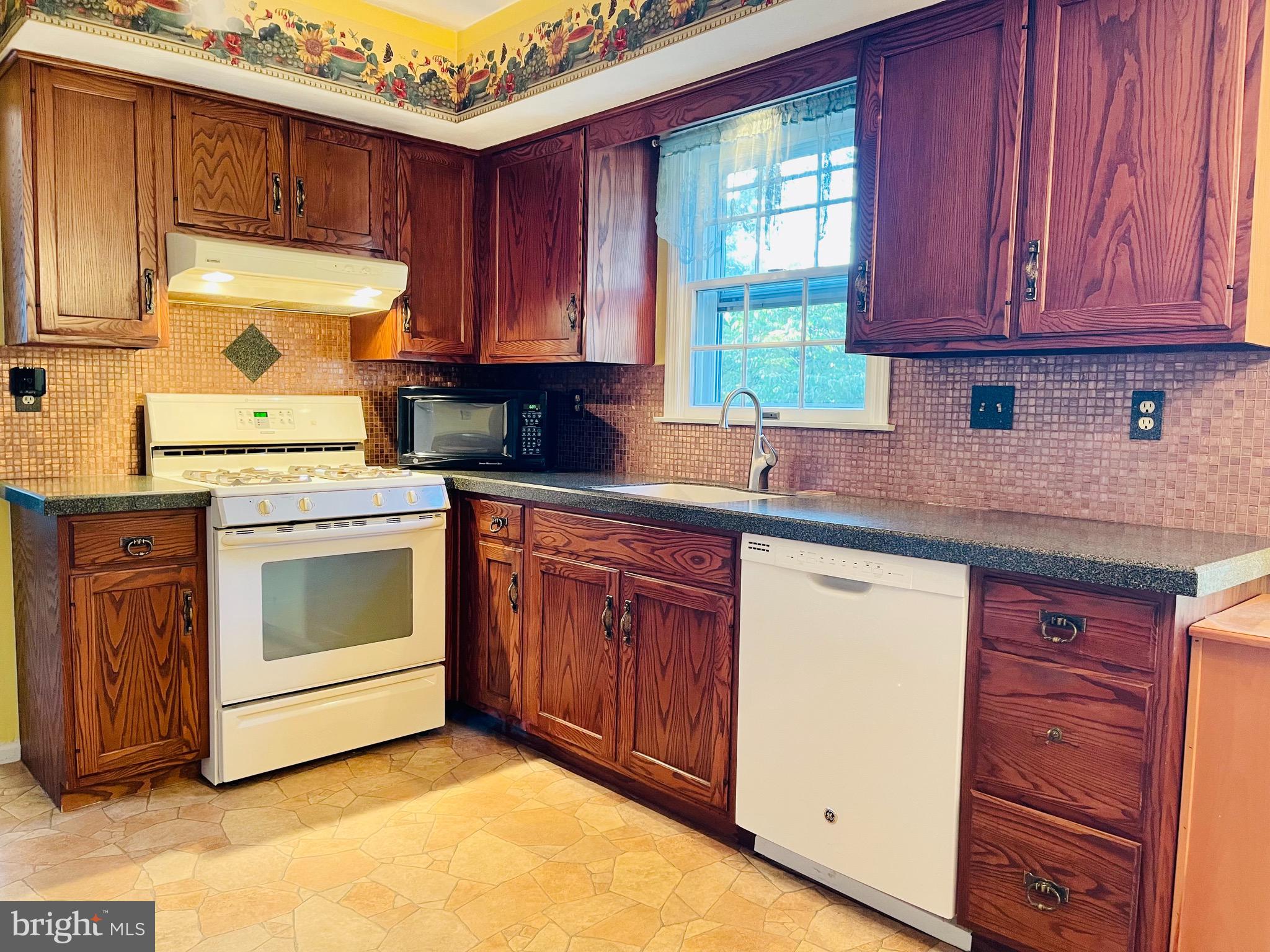 4701 Painted Sky Road Reading, PA 19606 - Photo 36 of 68 Gallery Image 36