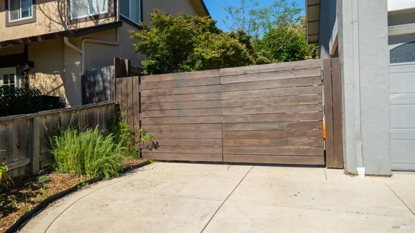 $850,000 | 1229 Monte Vista Court, Benicia, CA 94510
