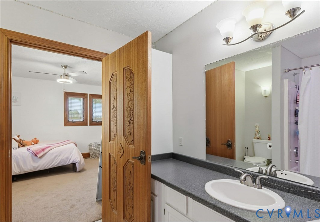 8416 Arnold Road Mechanicsville, VA 23111 - Photo 24 of 58 Full Bathroom