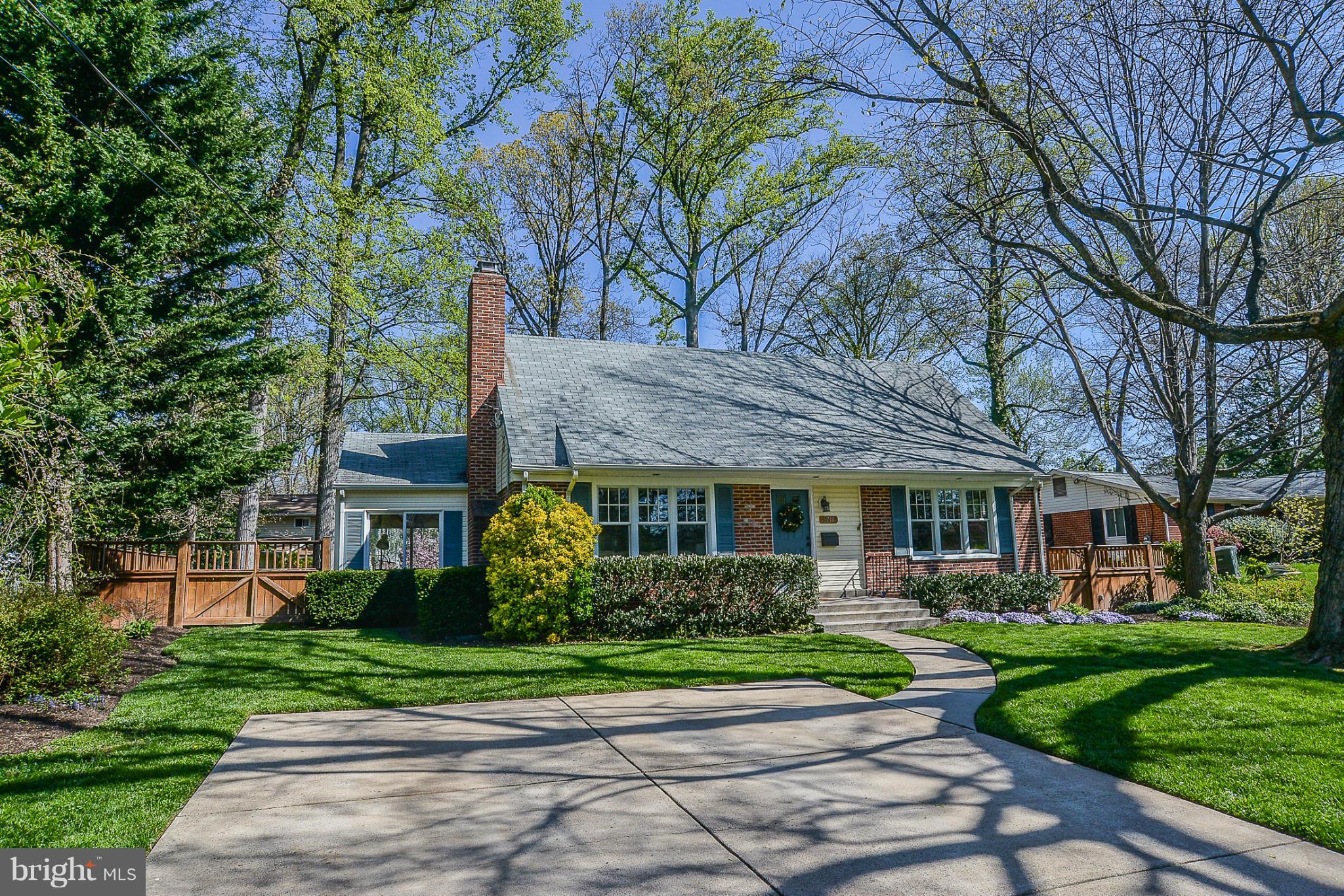 8718 Clydesdale Road Springfield, VA 22151 - Photo 2 of 30 Exterior (Front)