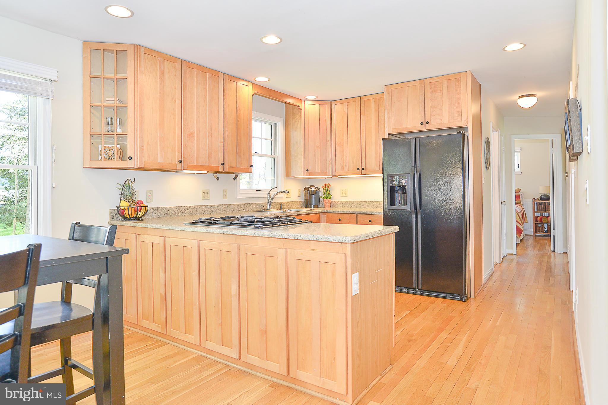 8718 Clydesdale Road Springfield, VA 22151 - Photo 11 of 30 Kitchen