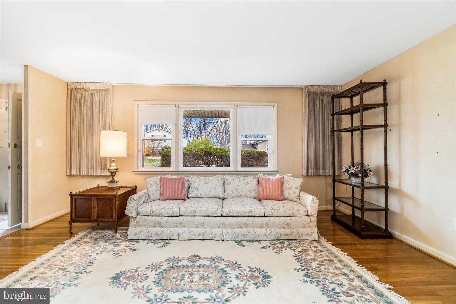 8225 Brattle Road Baltimore, MD 21208 - Photo 14 of 41
