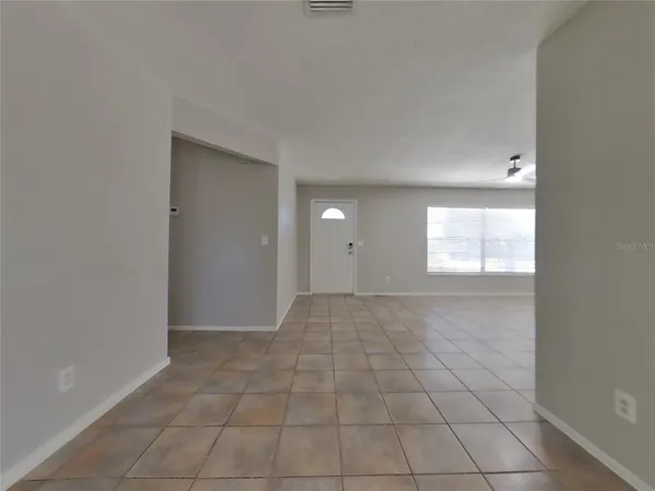 $2,029 | Undisclosed Address, Palmetto, FL 34221