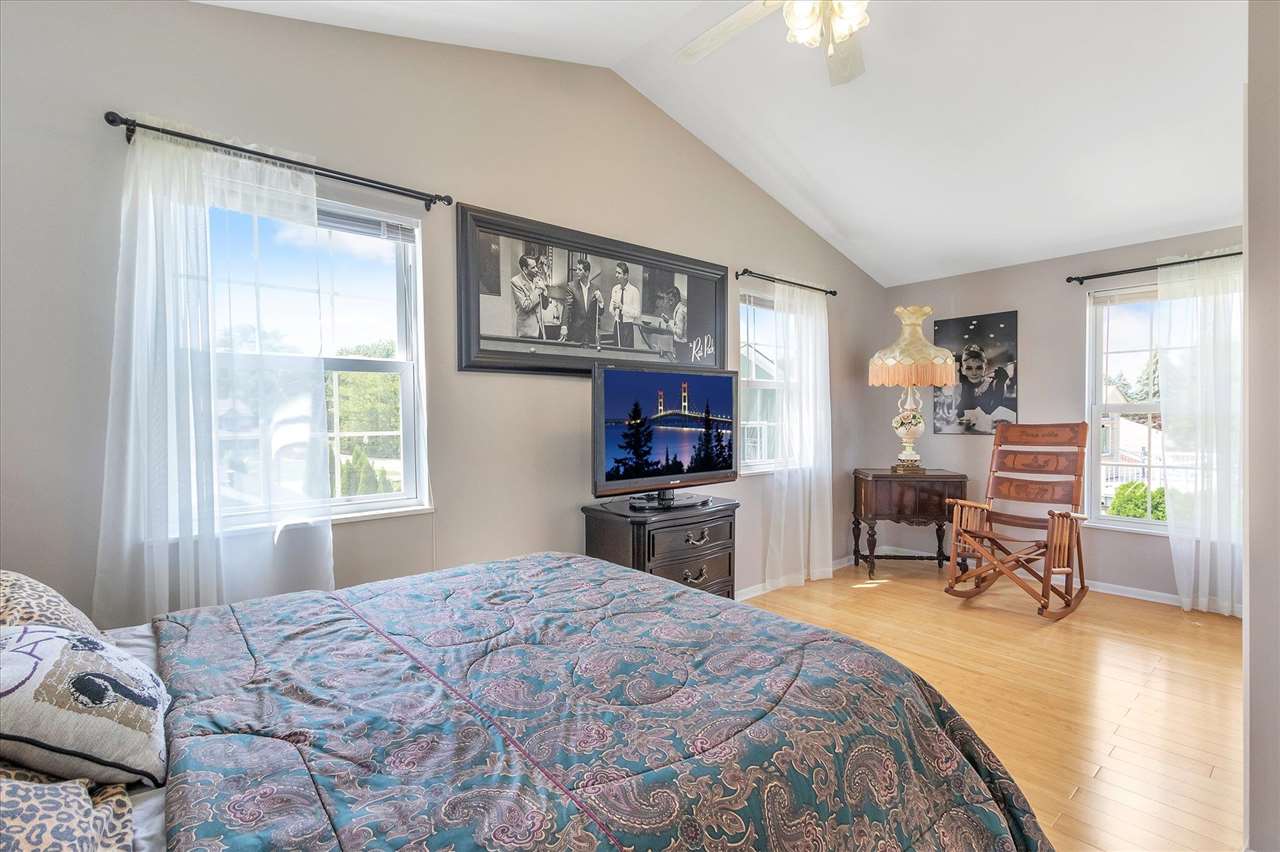 32785 Sutton Road New Baltimore, MI 48047 - Photo 22 of 62 50054218-21.JPG