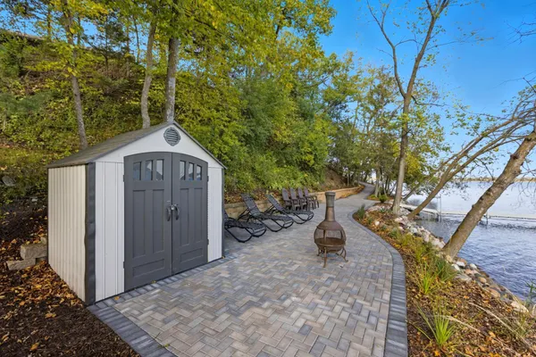$989,900 | 74308 323rd Street, South Haven, MN 55382