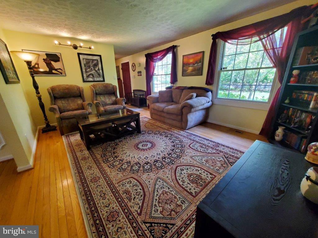 274 Tuckerton Road Medford, NJ 08055 - Photo 5 of 34 Gallery Image 5