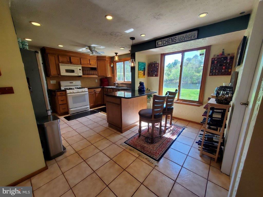 274 Tuckerton Road Medford, NJ 08055 - Photo 9 of 34 Gallery Image 9