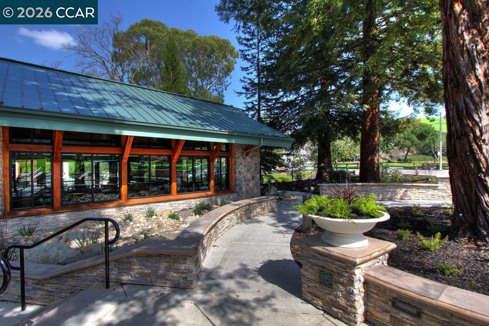 2001 Golden Rain Road, Unit 4 Walnut Creek, CA 94595 - Photo 55 of 60 a house view with sitting space and garden space