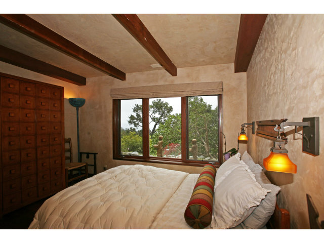 138 Mt Devon Road Carmel, CA 93923 - Photo 13 of 19 Gallery Image 13