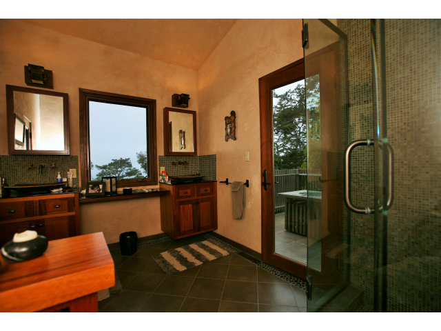 138 Mt Devon Road Carmel, CA 93923 - Photo 17 of 19 Gallery Image 17