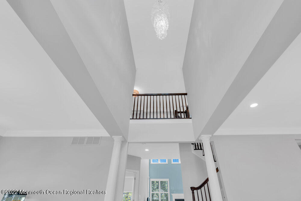 22 Bristol Road Manalapan, NJ 07726 - Photo 11 of 115 010_dsc08440