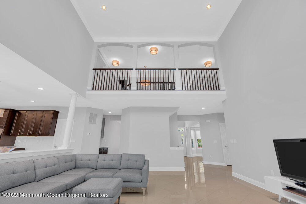 22 Bristol Road Manalapan, NJ 07726 - Photo 34 of 115 033_dsc08570