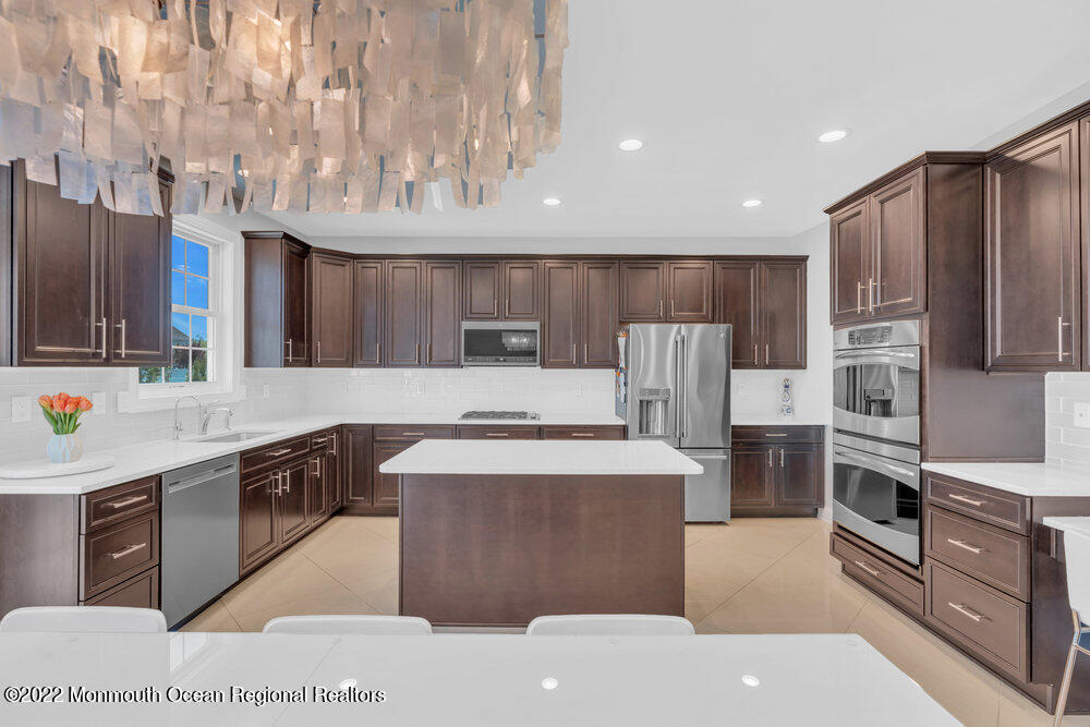 22 Bristol Road Manalapan, NJ 07726 - Photo 40 of 115 039_dsc08615