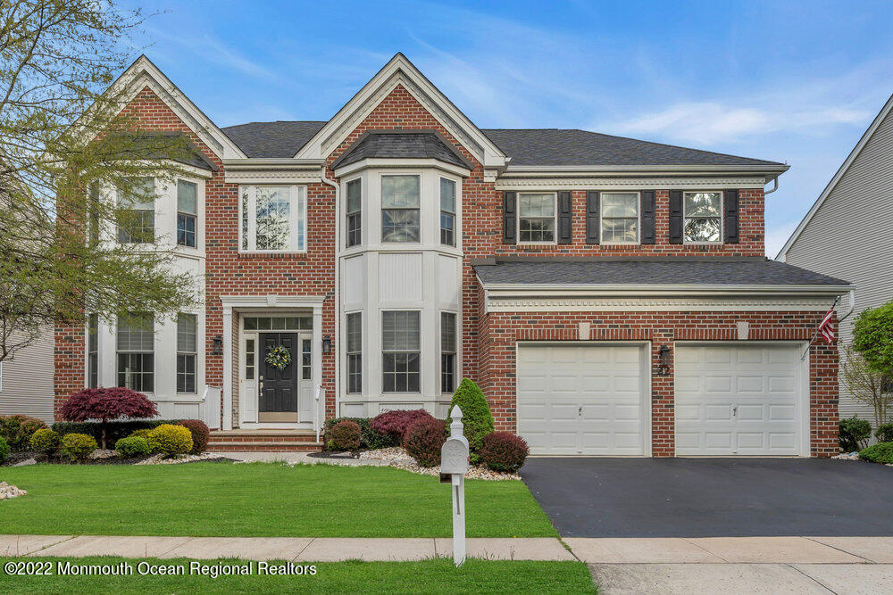 22 Bristol Road Manalapan, NJ 07726 - Photo 4 of 115 003_dsc09594-1_copy