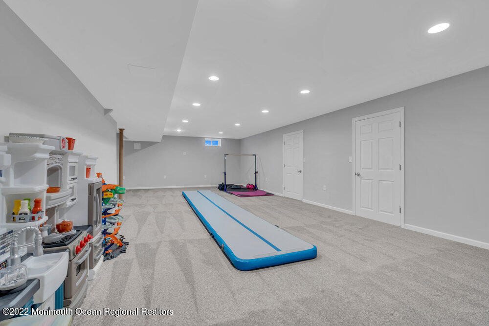 22 Bristol Road Manalapan, NJ 07726 - Photo 88 of 115 087_dsc08740