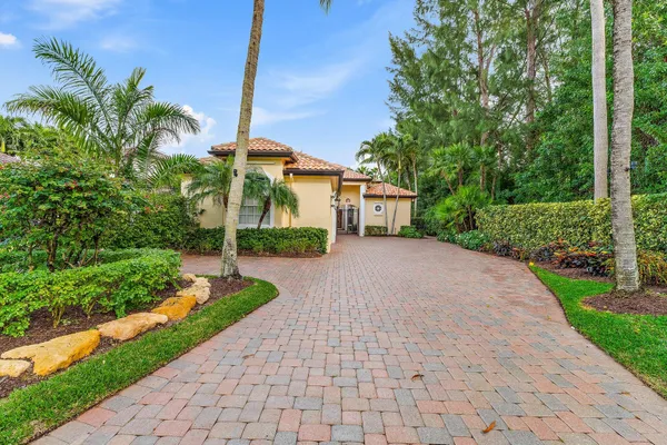 $18,000 | 111 Fishermans Way, Jupiter, FL 33477