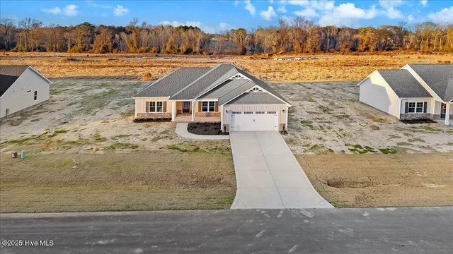 $294,900 | 307 Creeks Edge Drive, Pikeville, NC 27863