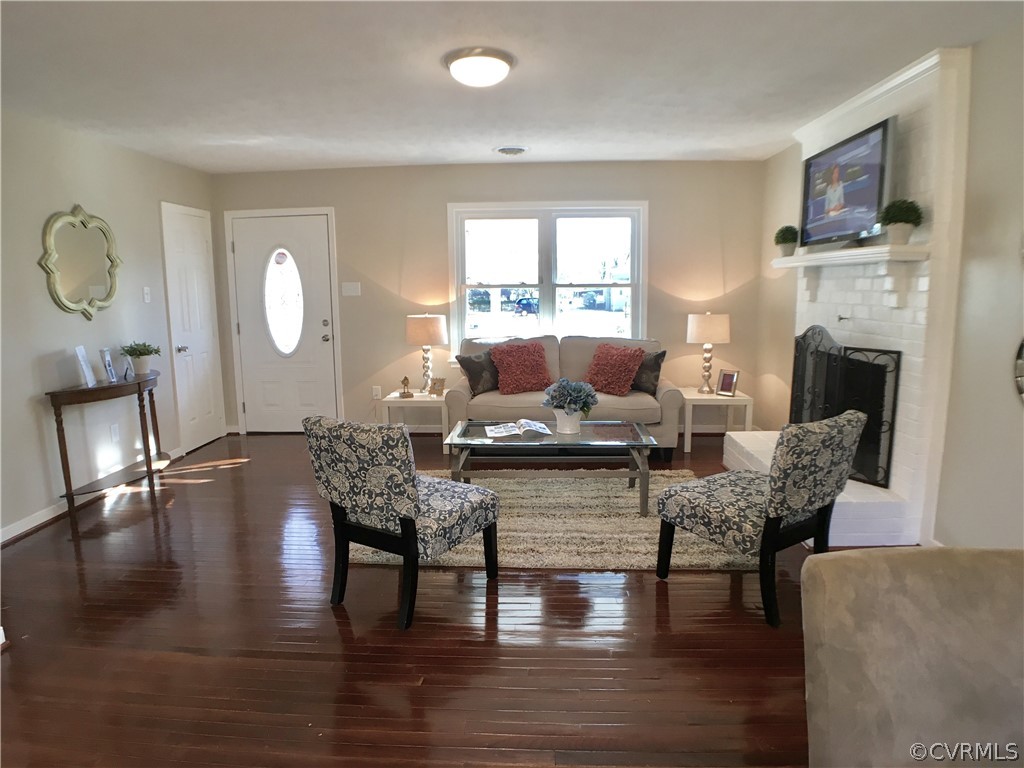 1376 Burning Tree Road Henrico, VA 23231 - Photo 5 of 34 Gallery Image 5