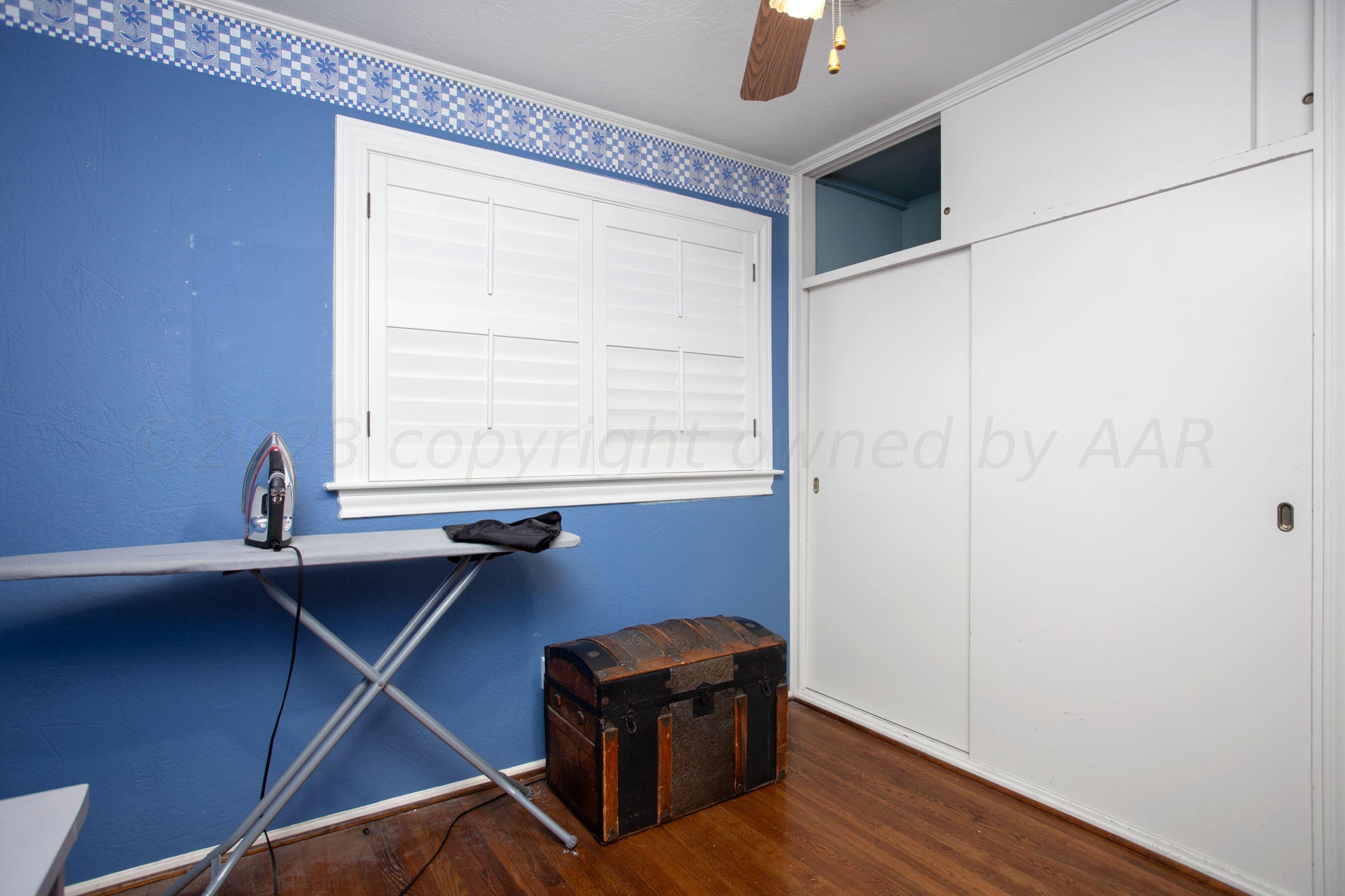 5013 South Bonham Street Amarillo, TX 79110 - Photo 20 of 27 a room with a window