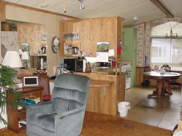 222 Ollis Road, Unit 7 Cave Junction, OR 97523 - Photo 8 of 16 Additional Photo