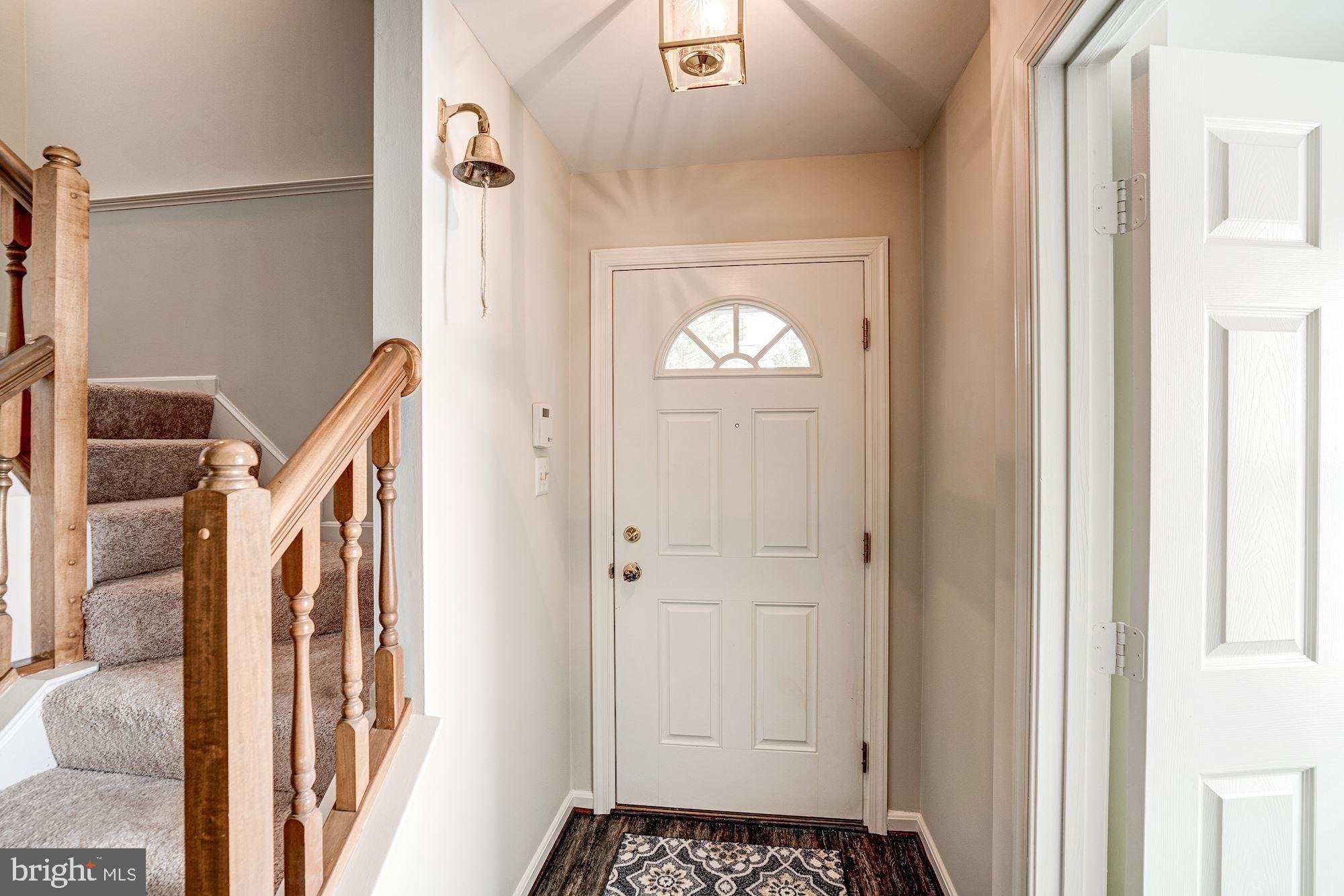 302 Rangers Way Southeast Leesburg, VA 20175 - Photo 13 of 42 Foyer has updated flooring