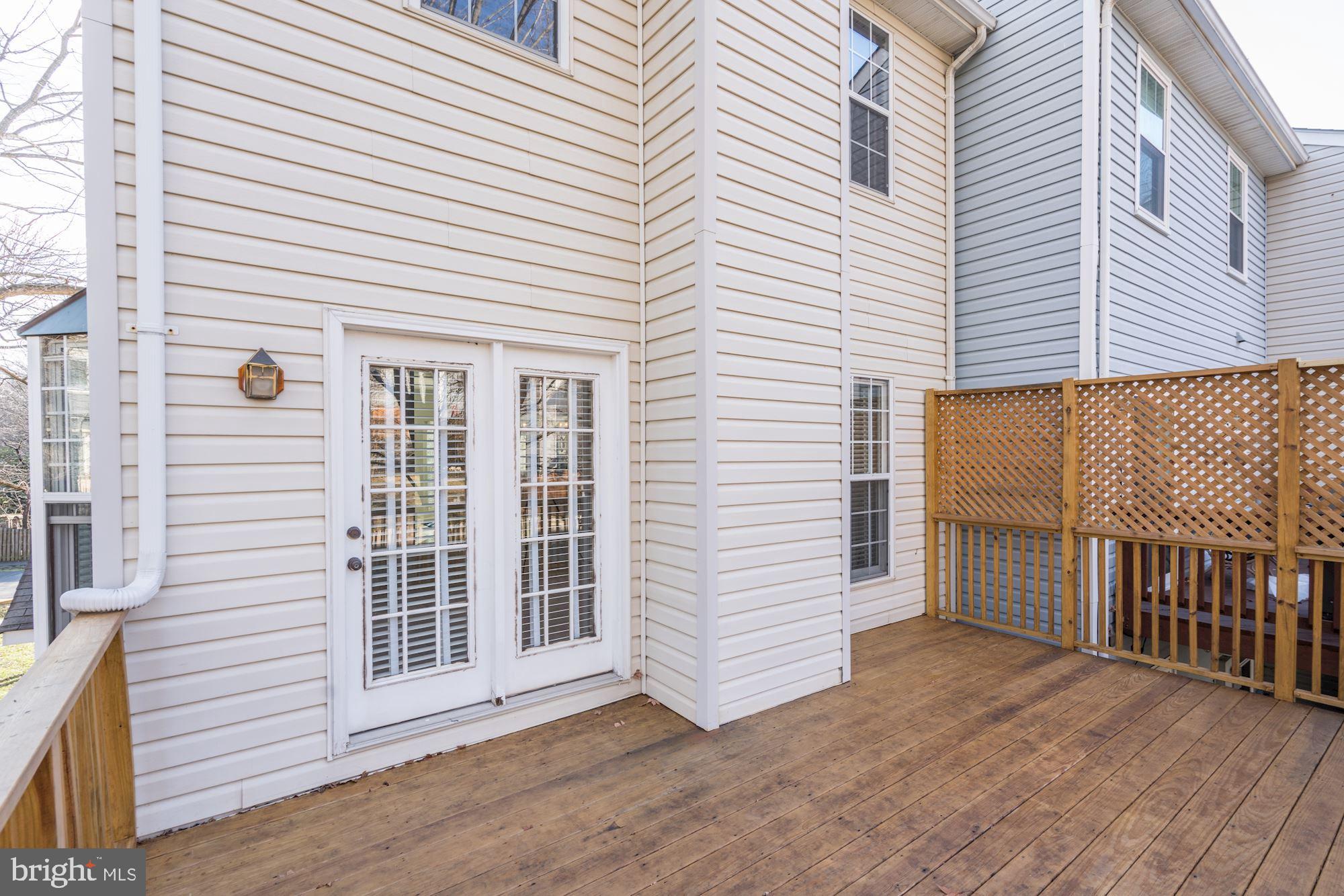 302 Rangers Way Southeast Leesburg, VA 20175 - Photo 17 of 42 Door from Living Room out to deck
