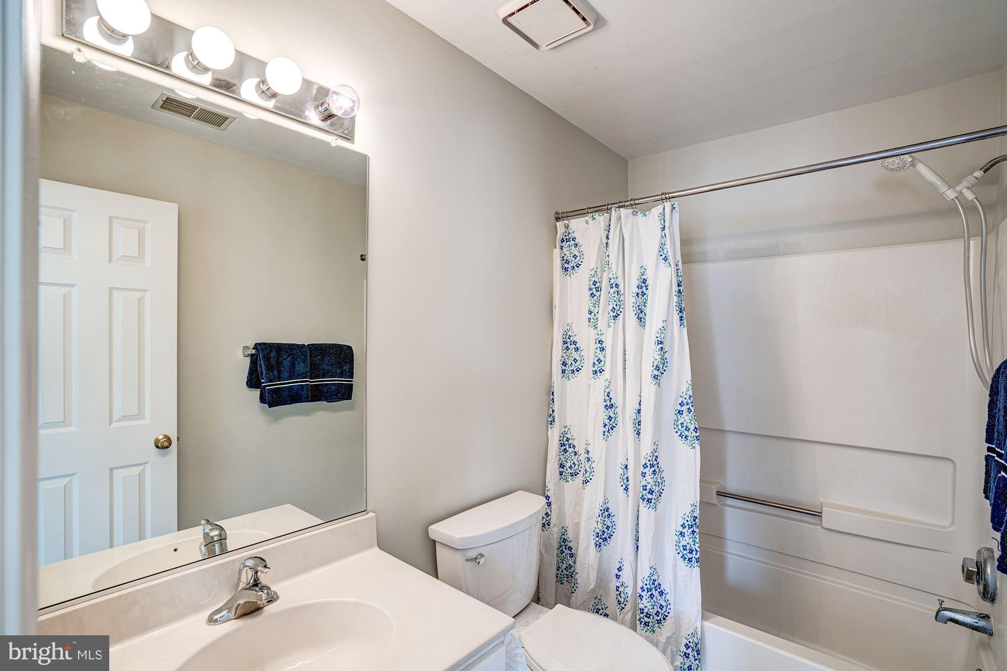 302 Rangers Way Southeast Leesburg, VA 20175 - Photo 28 of 42 Master Bath