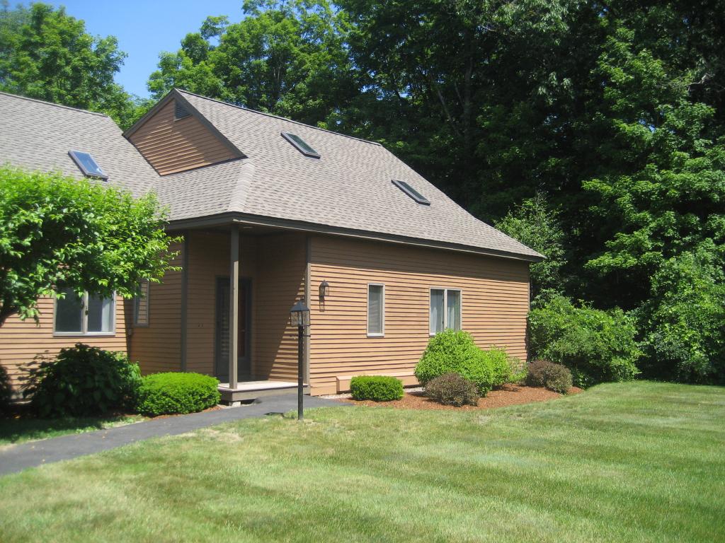 1140 Murphys Road, Unit 1A Hartford, VT 05059 - Photo 1 of 32 Gallery Image 1