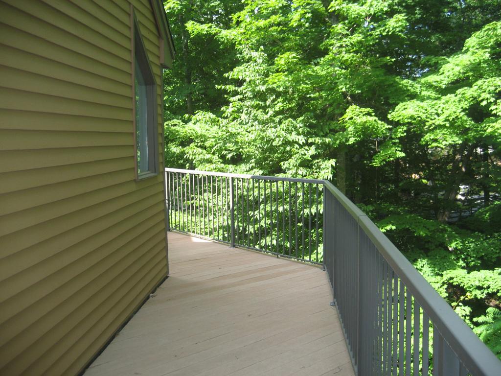 1140 Murphys Road, Unit 1A Hartford, VT 05059 - Photo 12 of 32 Gallery Image 12