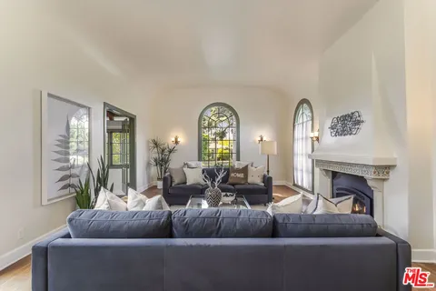 $4,997,000 | 203 24th Street, Santa Monica, CA 90402