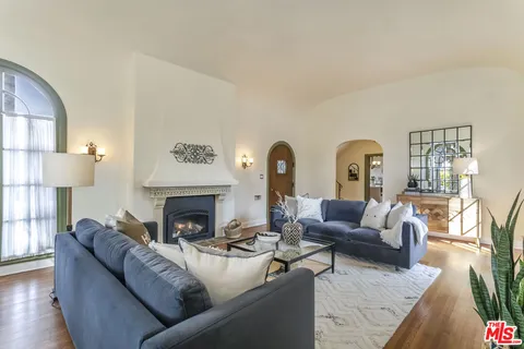 $4,997,000 | 203 24th Street, Santa Monica, CA 90402