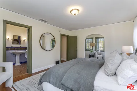 $4,997,000 | 203 24th Street, Santa Monica, CA 90402