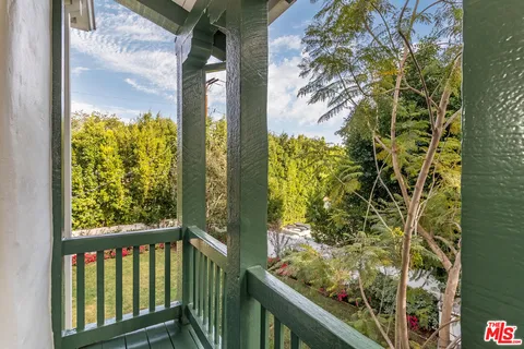 $4,997,000 | 203 24th Street, Santa Monica, CA 90402