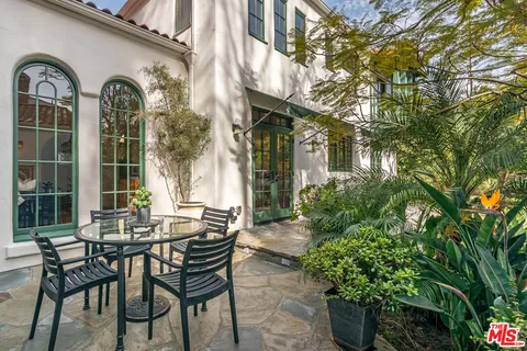$4,997,000 | 203 24th Street, Santa Monica, CA 90402