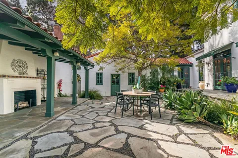 $4,997,000 | 203 24th Street, Santa Monica, CA 90402