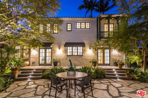 $4,997,000 | 203 24th Street, Santa Monica, CA 90402