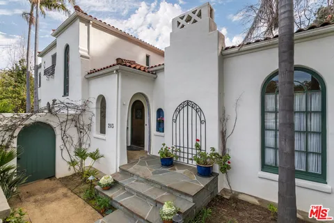 $4,997,000 | 203 24th Street, Santa Monica, CA 90402
