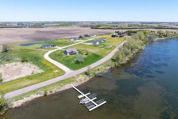 $74,900 | 23473 Cardinal Drive, Cleveland, MN 56017