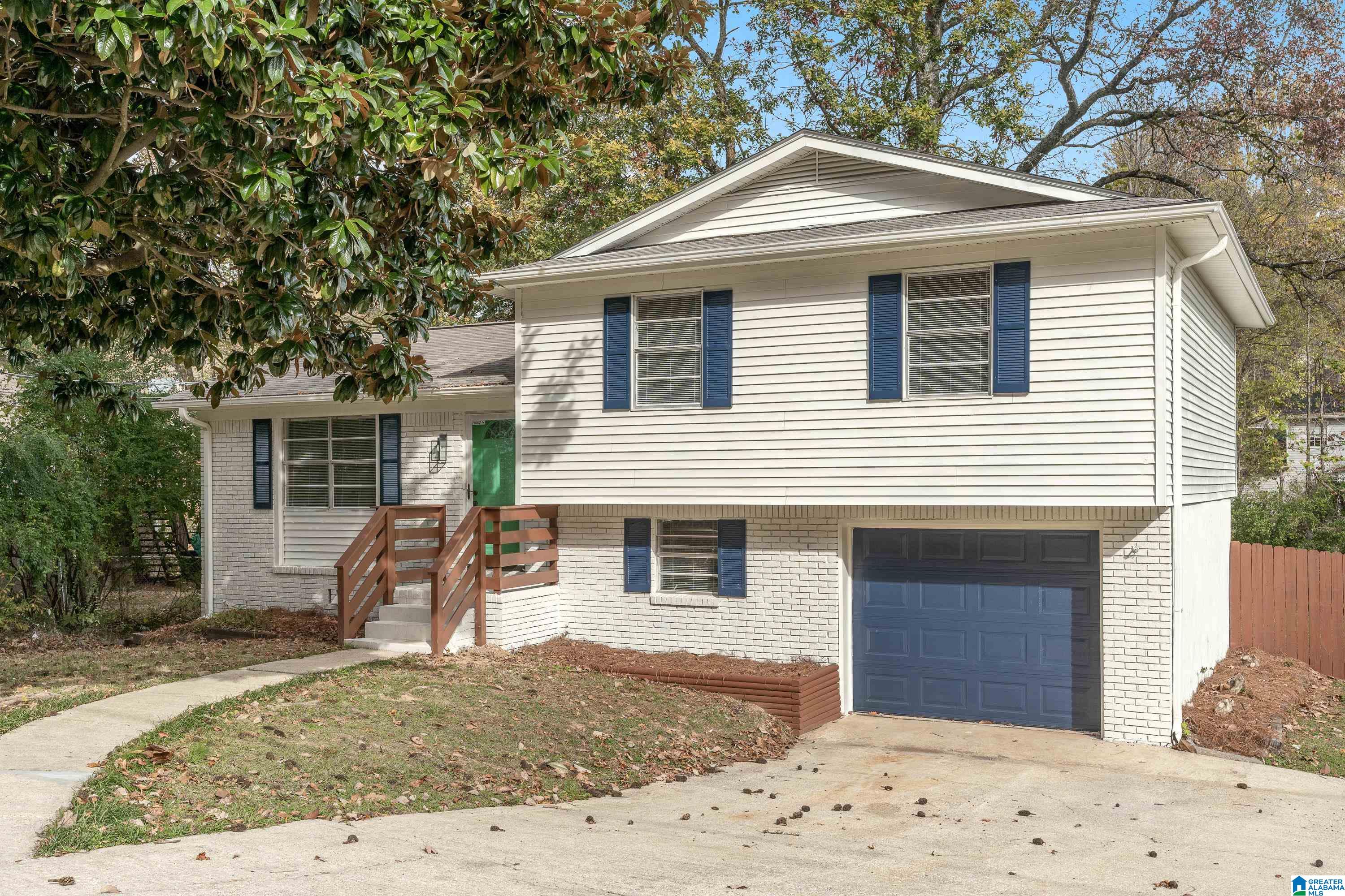 2504 Carmel Road Birmingham, AL 35235 - Photo 1 of 30