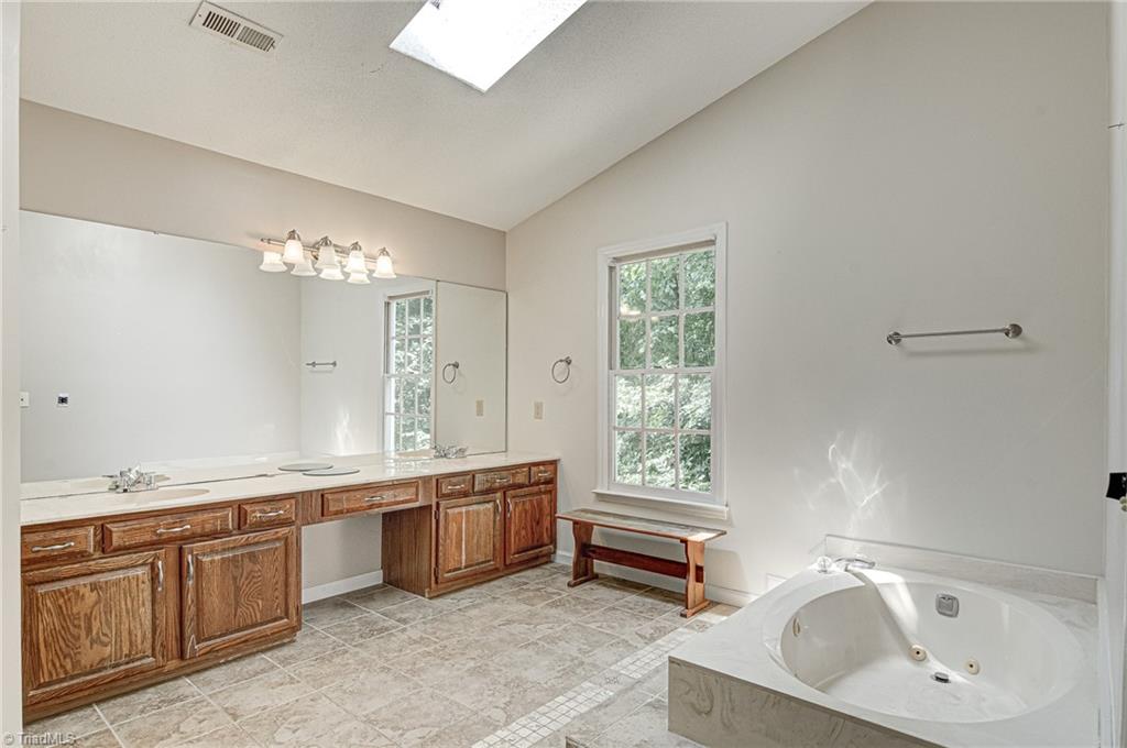 5 Spring Oak Court Greensboro, NC 27410 - Photo 21 of 35 Gallery Image 21