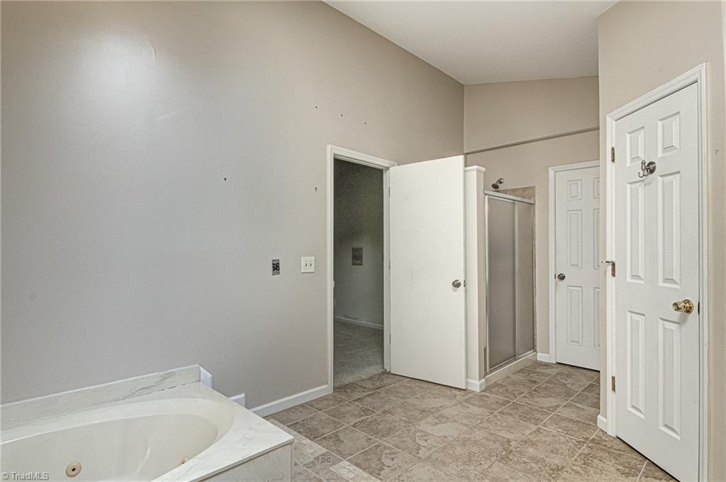 5 Spring Oak Court Greensboro, NC 27410 - Photo 22 of 35 Gallery Image 22