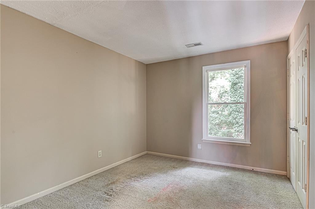 5 Spring Oak Court Greensboro, NC 27410 - Photo 24 of 35 Gallery Image 24