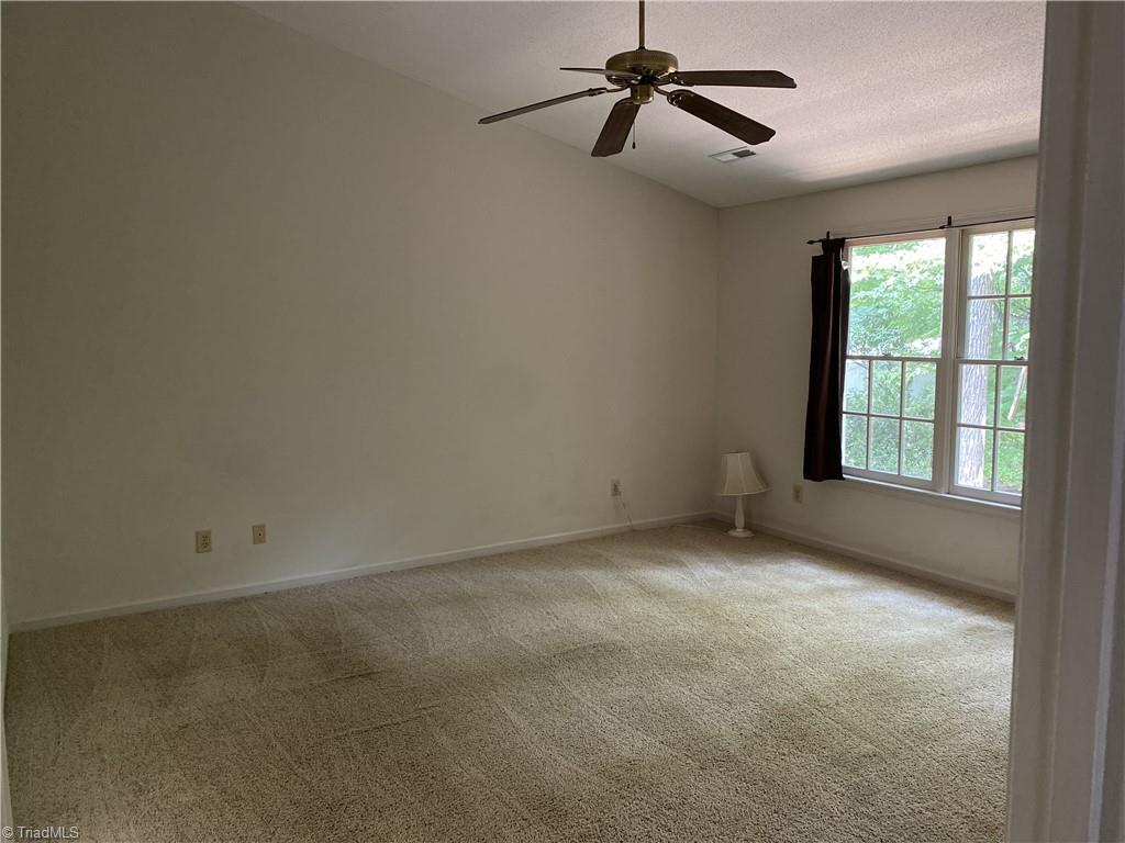 5 Spring Oak Court Greensboro, NC 27410 - Photo 10 of 35 Gallery Image 10